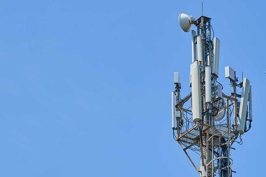 Miniaturantriebssysteme für Mobilfunk- und Satellitenantennen